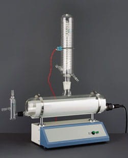Destylator szklany 1 x wydajność destylacji 1,8 l/h