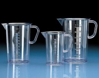 Zlewka z uchem SAN sk, tłoczona, pojemność 0500ml