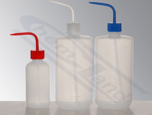LDPE sprinkler with red cap 500ml